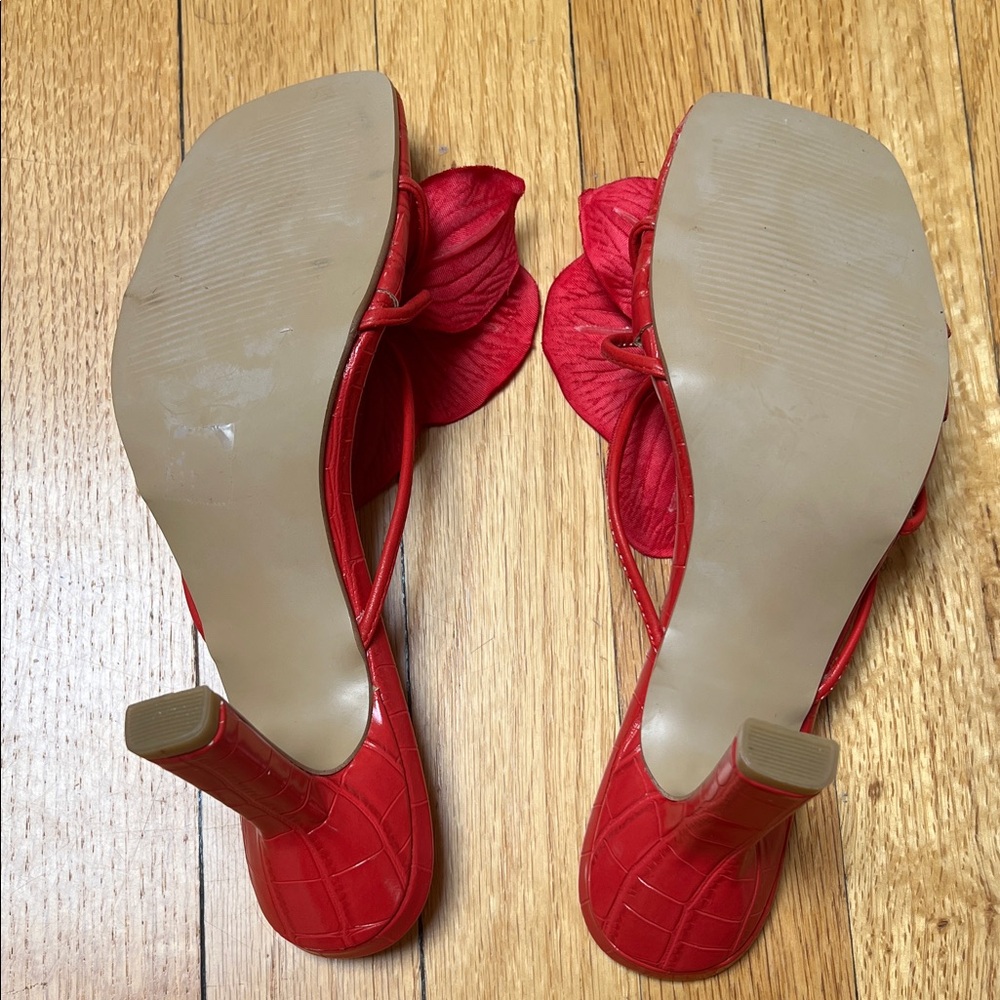 Red Orchid Flower Heels - Picture 4 of 5
